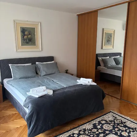 Zotovic Apartment